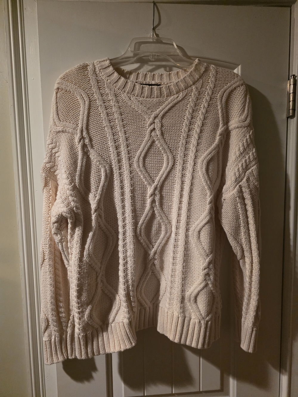 Womens Classic Cream Cable Knit Sweater -